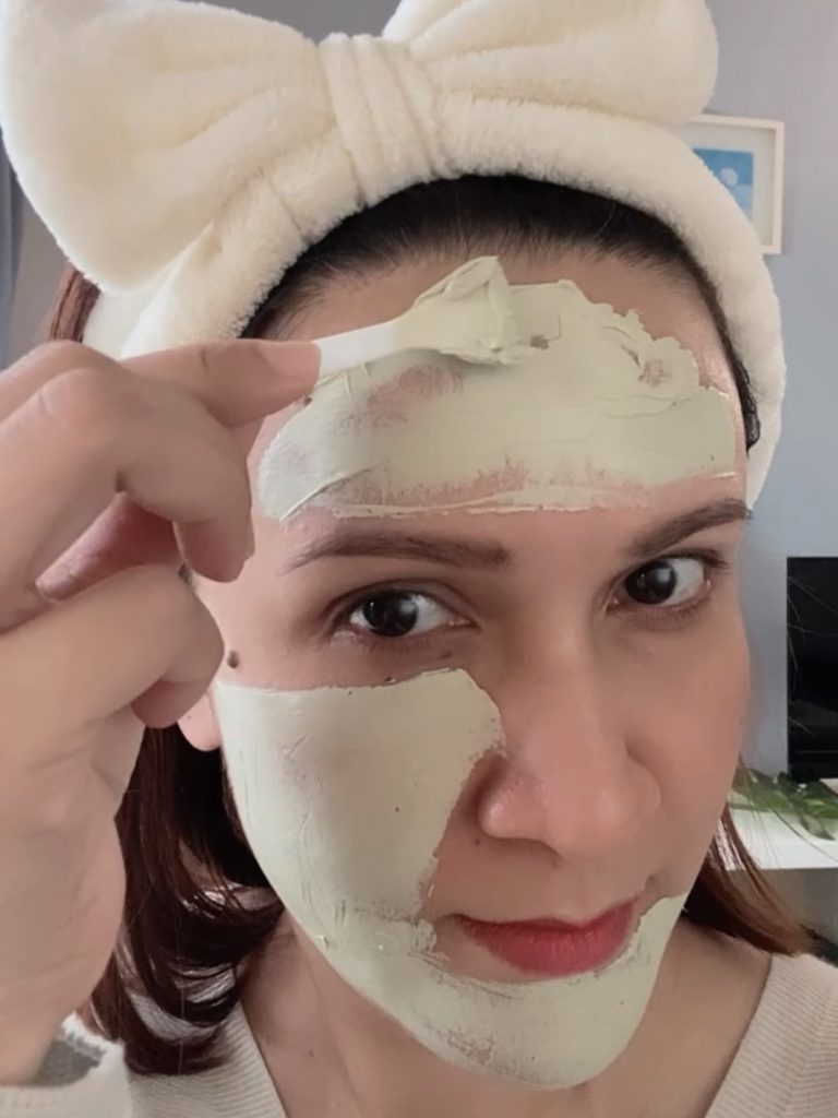 how to apply clay mask